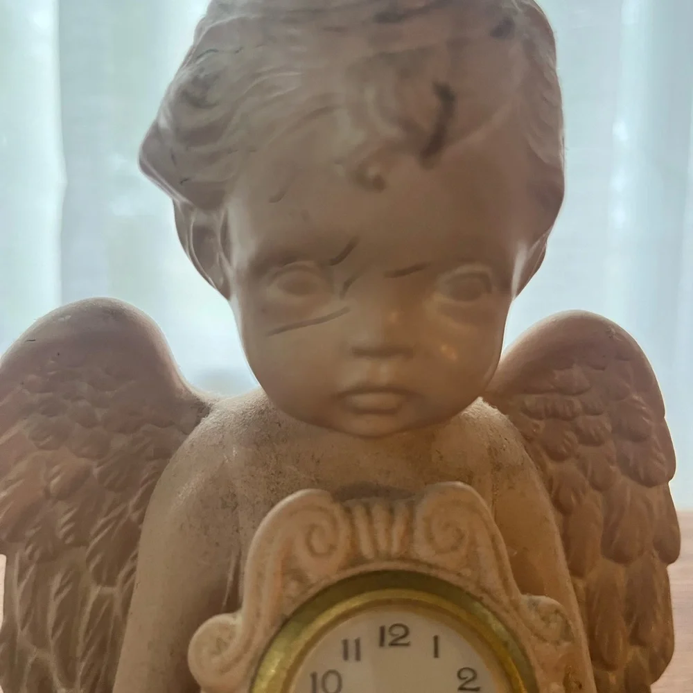 Angel Clock - Picture 3 of 3